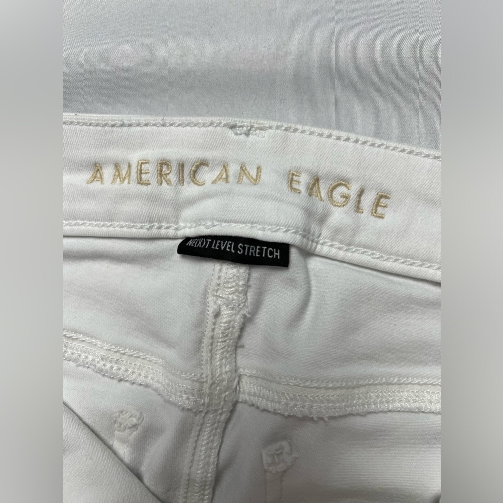 American Eagle Hi-Rise Distressed Cropped Skinny White Cropped Denim Jeans - Picture 4 of 16